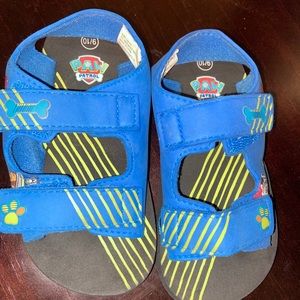 Little kids sandals